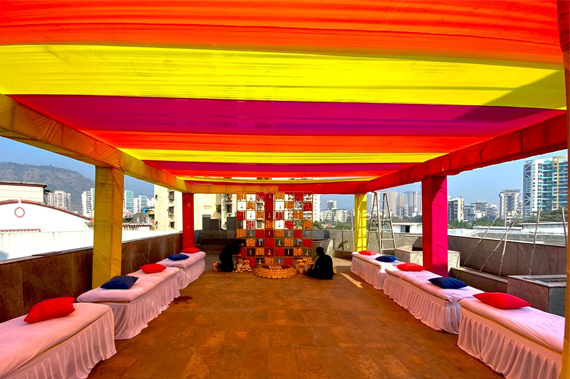 Elegant wedding mandap and floral décor