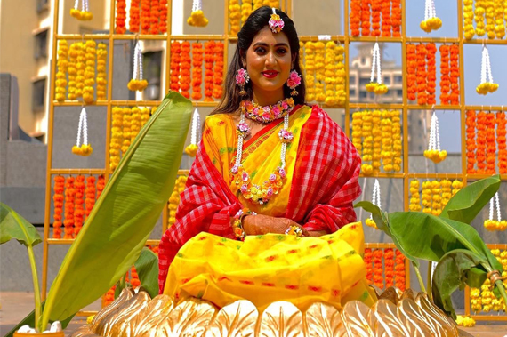 Elegant wedding mandap and floral décor